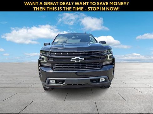 Used 2021 Chevrolet Silverado 1500 RST AWD/4WD image 3