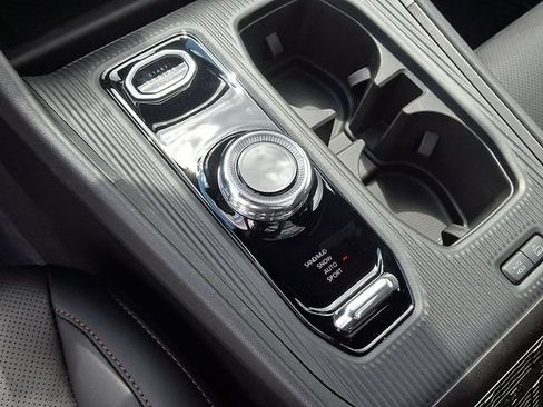 New 2026 Jeep Cherokee Limited AWD/4WD image 11
