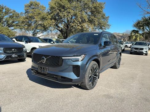 New 2026 Volvo XC90 T8 Ultra w/ Lounge Package image 2