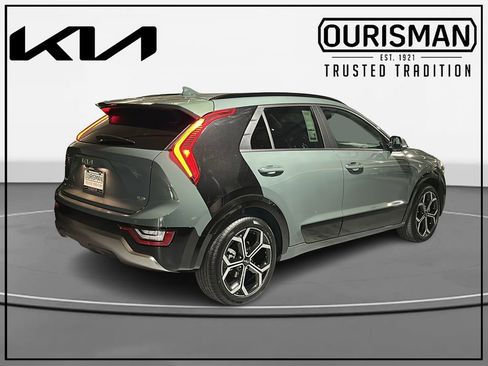 New 2026 Kia Niro SX Touring FWD image 4
