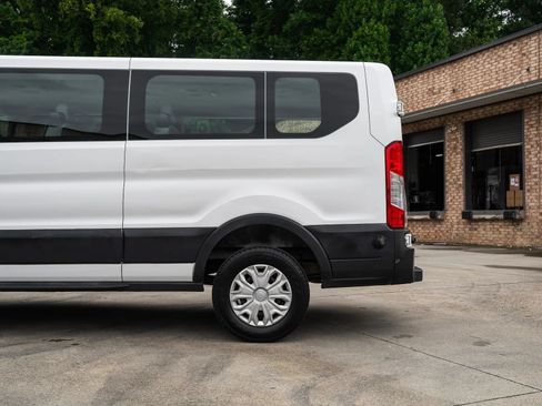 Used 2016 Ford Transit 350 XL RWD image 5