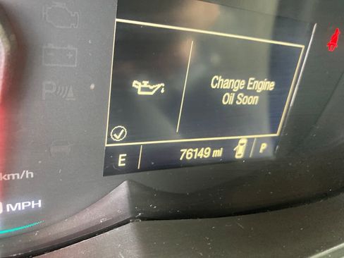 Used 2018 Chevrolet Trax LT w/ LT Convenience Package image 20