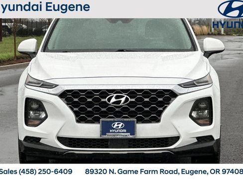 Used 2019 Hyundai Santa Fe SE image 10