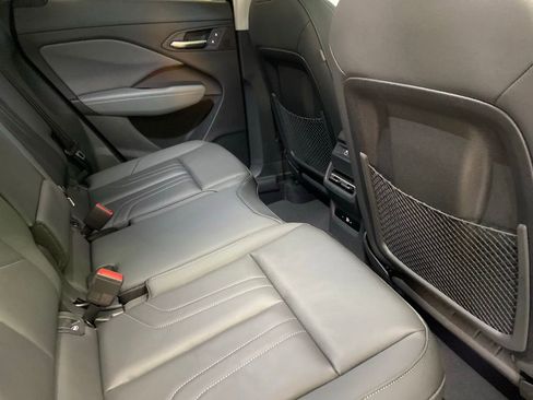 New 2026 Audi Q3 quattro 2.0T AWD/4WD image 7