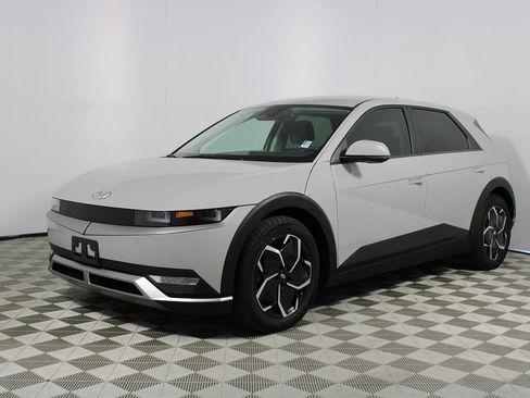 Used 2024 Hyundai Ioniq 5 SEL image 26