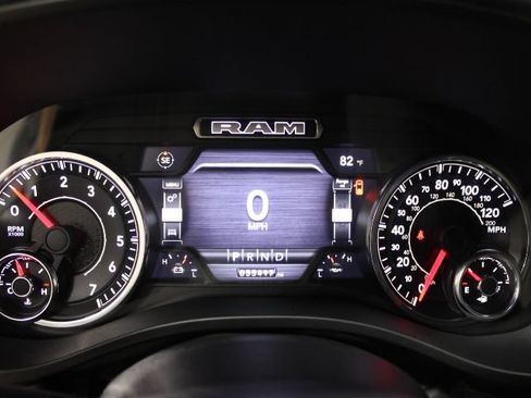 Used 2023 RAM 1500 Laramie AWD/4WD image 40