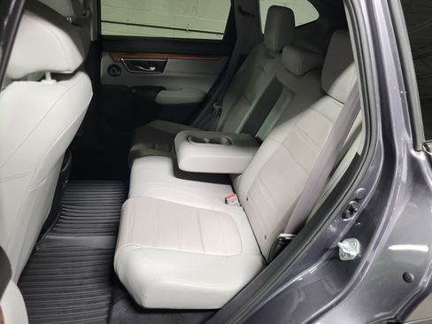 Used 2021 Honda CR-V Touring image 11