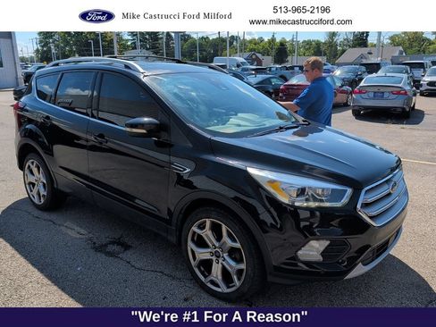 Used 2019 Ford Escape Titanium AWD/4WD image 3