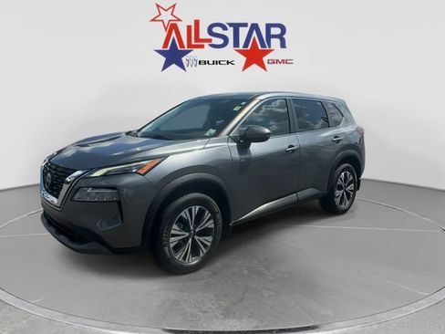 Used 2022 Nissan Rogue SV FWD image 3
