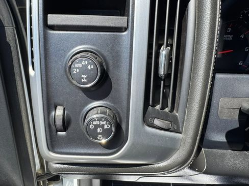 Used 2016 GMC Sierra 1500 SLT w/ SLT Premium Package AWD/4WD image 13