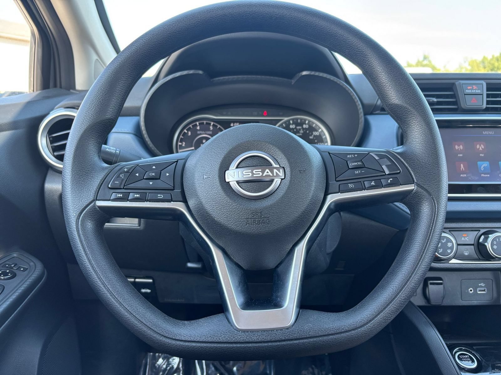 Used 2025 Nissan Versa SV FWD image 25