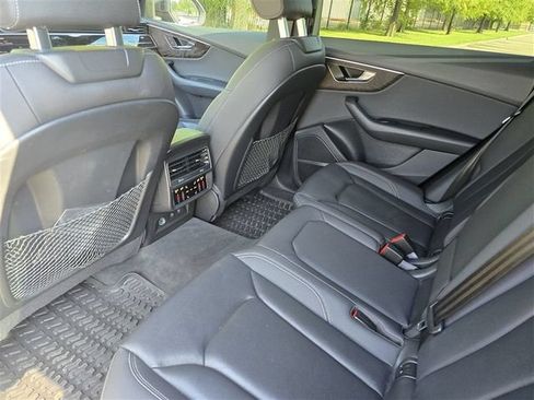 Used 2021 Audi Q8 Premium Plus AWD/4WD image 20