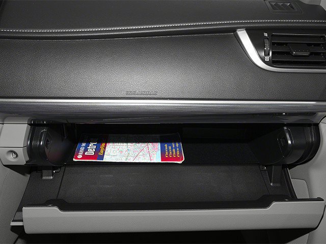 Used 2014 Toyota Camry XLE FWD image 11