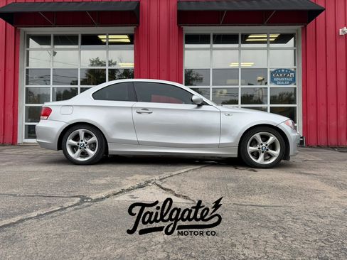 Used 2009 BMW 128i Coupe RWD image 1