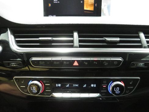 Used 2019 Audi Q7 3.0T Prestige w/ Prestige Package AWD/4WD image 25