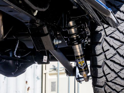 New 2025 Ford Bronco Badlands image 24