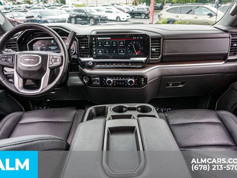 Used 2025 GMC Sierra 1500 SLT RWD image 25