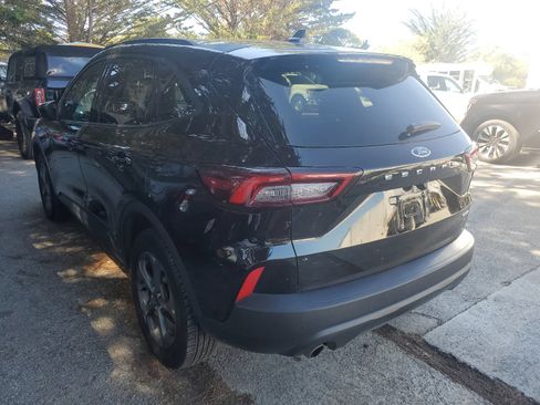 Used 2025 Ford Escape ST-Line Select AWD/4WD image 6