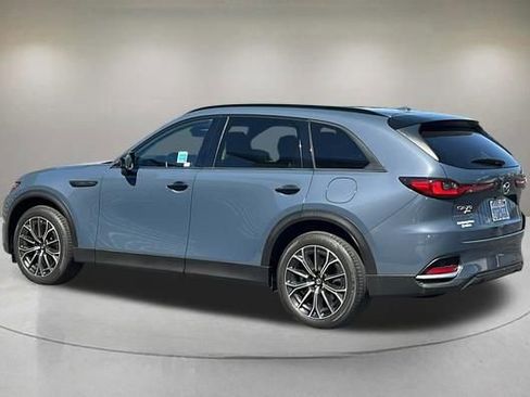 Used 2025 MAZDA CX-70 Plug-In Hybrid w/ Premium Pkg AWD/4WD image 4
