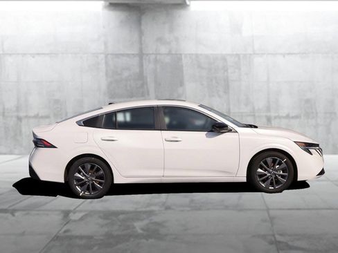 New 2026 Nissan Sentra SL w/ Floor Mat Package image 5