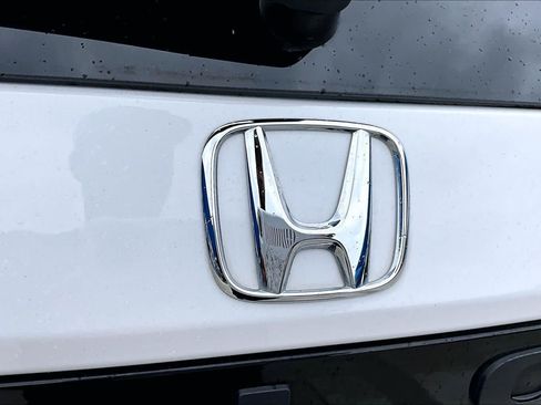 Used 2023 Honda Pilot Touring image 30