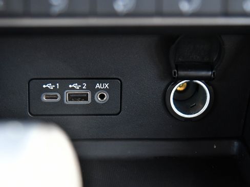 Used 2023 Nissan Sentra SV image 23