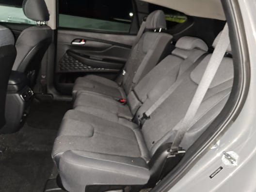 Used 2023 Hyundai Santa Fe SEL FWD image 16