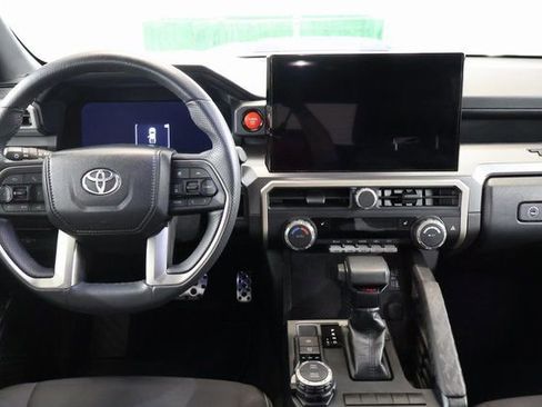 Used 2024 Toyota Tacoma TRD Sport AWD/4WD image 13
