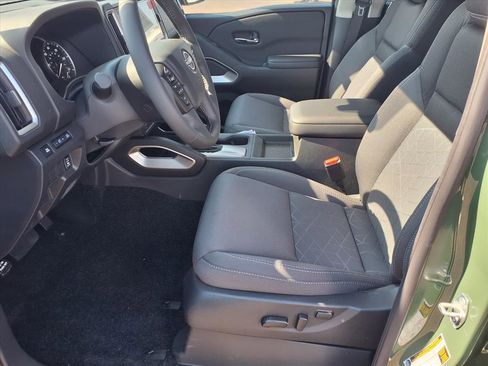 New 2025 Nissan Frontier SV w/ SV Convenience Package image 12