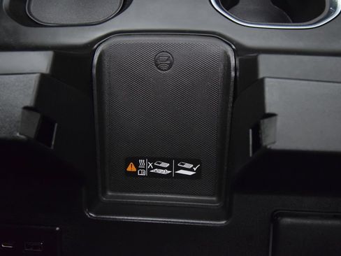 Used 2022 GMC Sierra 1500 SLT AWD/4WD image 41