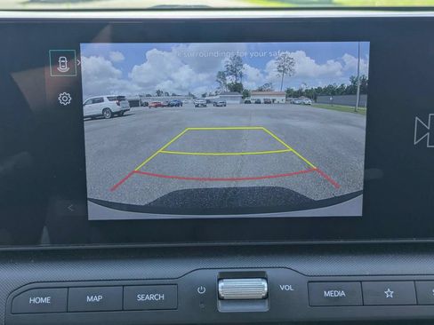Used 2025 Kia K4 FWD image 21