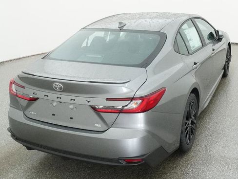 New 2026 Toyota Camry SE image 7