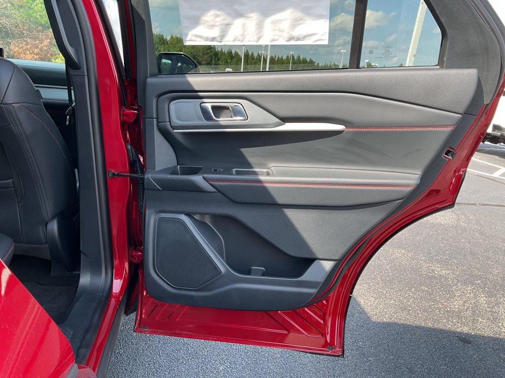New 2026 Ford Explorer ST-Line w/ ST-Line Street Pack RWD image 13