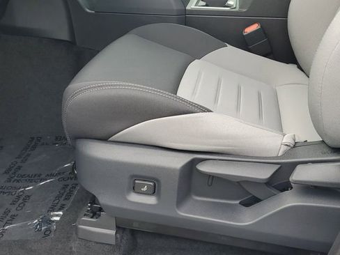 Used 2025 Toyota Tacoma TRD Off-Road image 12