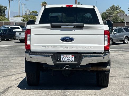 Certified 2017 Ford F350 Lariat w/ Tow Technology Bundle AWD/4WD image 4