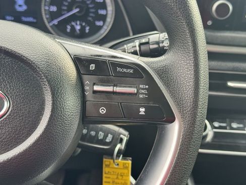 Used 2023 Hyundai Sonata SE image 22