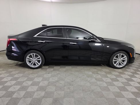 Used 2023 Cadillac CT4 Luxury RWD image 8