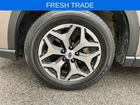 Certified 2023 Subaru Forester Premium image 30