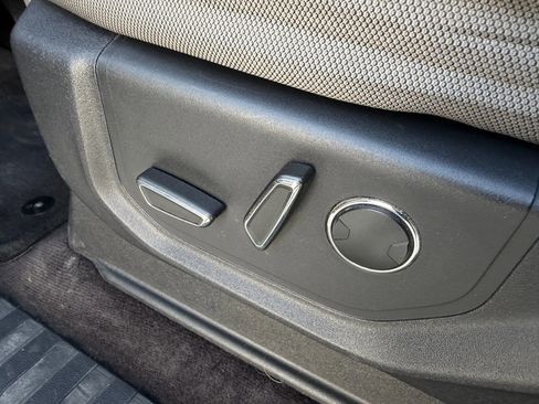 Used 2015 Ford F150 XLT w/ Equipment Group 302A Luxury image 26