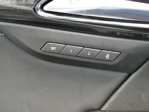 Used 2023 Buick Envision Essence w/ Sport Touring Package image 41