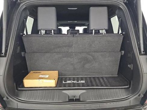 Used 2024 Lexus GX 550 w/ Accessory Package (2T) AWD/4WD image 15