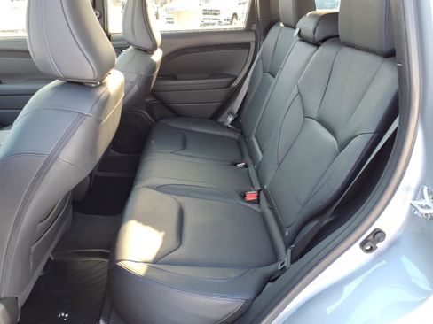 Used 2025 Subaru Forester Limited w/ Popular Package #2 image 8