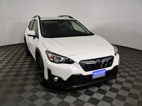 Used 2022 Subaru Crosstrek 2.0i Premium AWD/4WD image 3