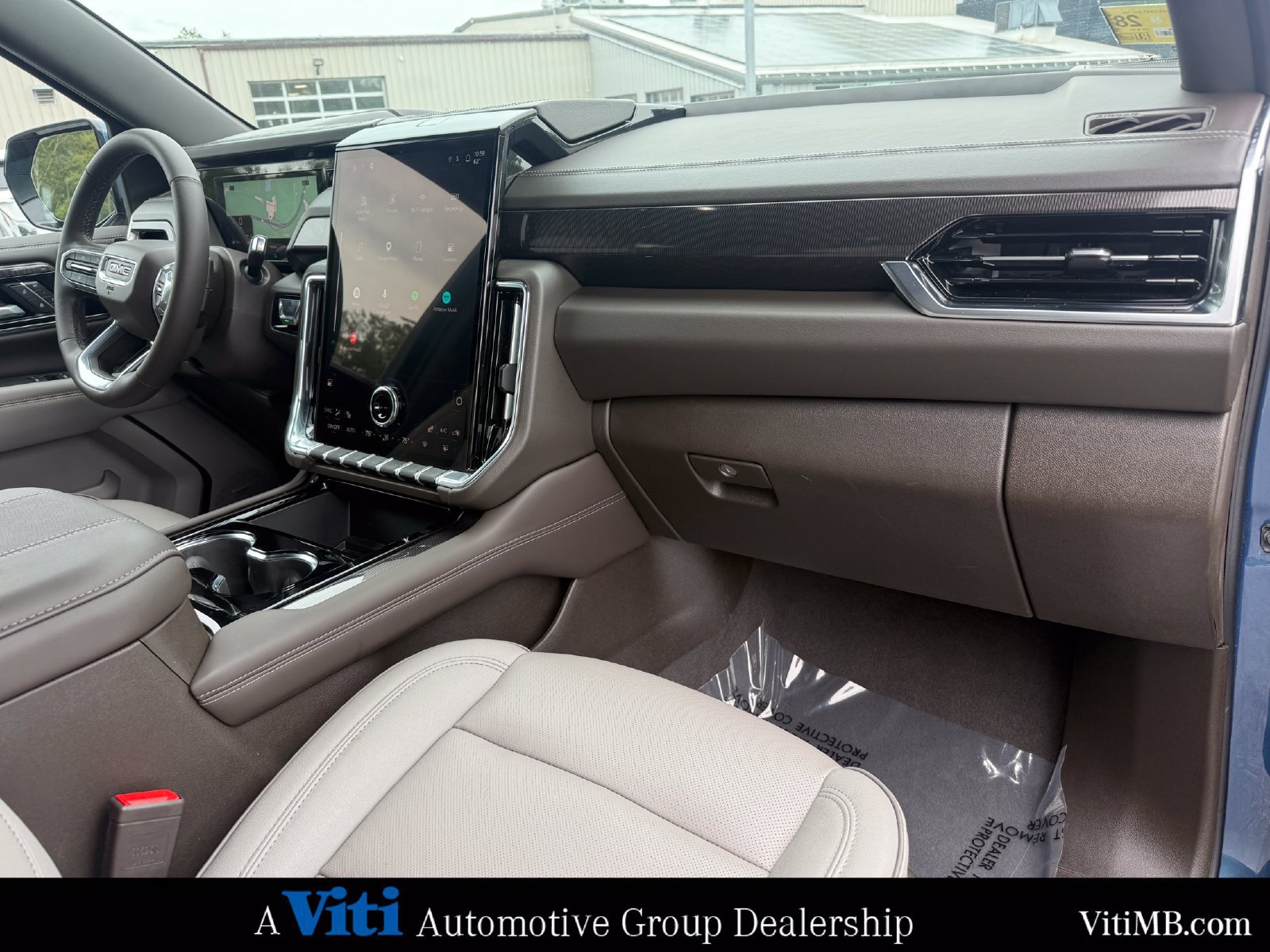 Used 2026 GMC Yukon Elevation AWD/4WD image 28