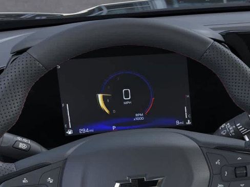 New 2025 Chevrolet Trax RS image 18