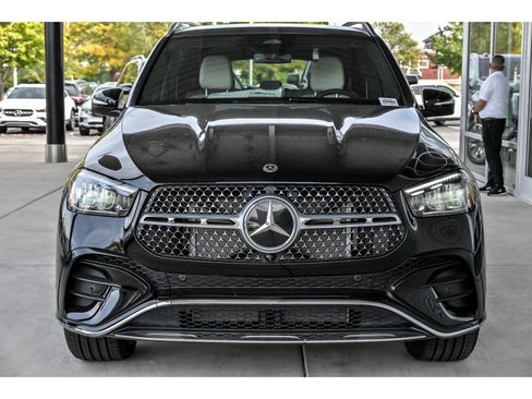 Used 2026 Mercedes-Benz GLE 450 4MATIC image 2