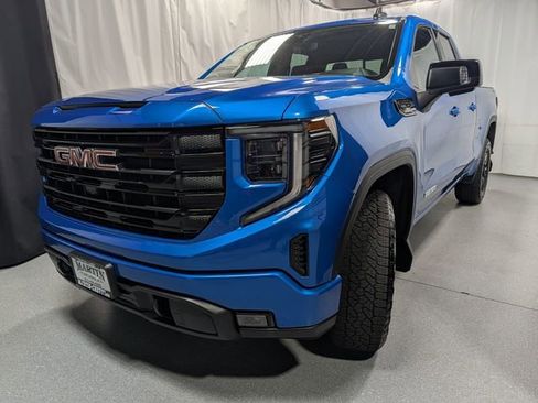 Certified 2023 GMC Sierra 1500 Elevation w/ Preferred Package AWD/4WD image 8