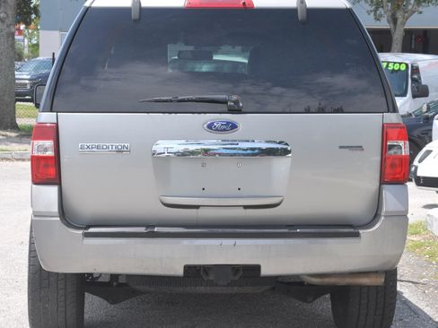 Used 2008 Ford Expedition XLT image 7