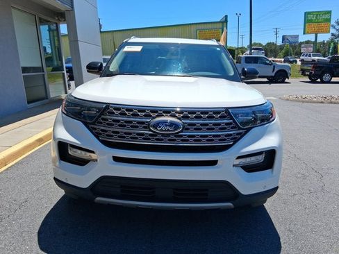 Certified 2023 Ford Explorer Limited w/ Limited Technology Package RWD image 3