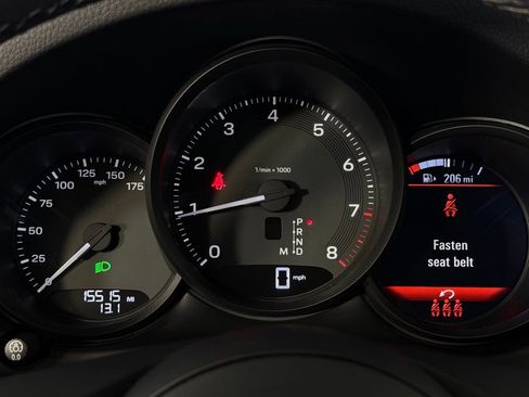 Used 2025 Porsche Macan AWD/4WD image 13